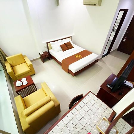 Cozi 5 Hotel&Apartment Thành Pho Ho Chí Minh Esterno foto