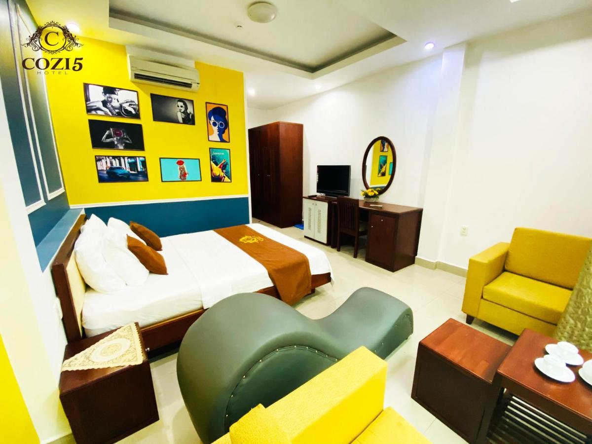 Cozi 5 Hotel&Apartment Thành Pho Ho Chí Minh Esterno foto