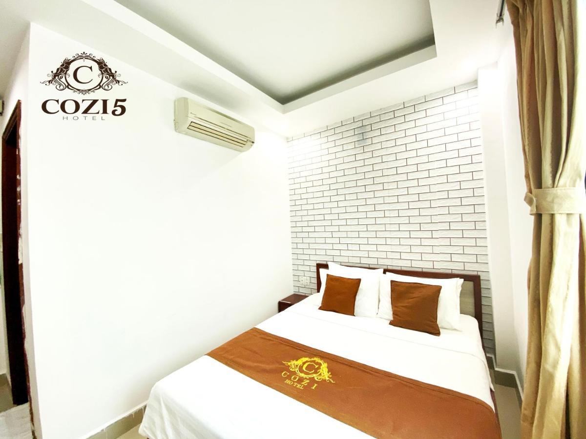 Cozi 5 Hotel&Apartment Thành Pho Ho Chí Minh Esterno foto