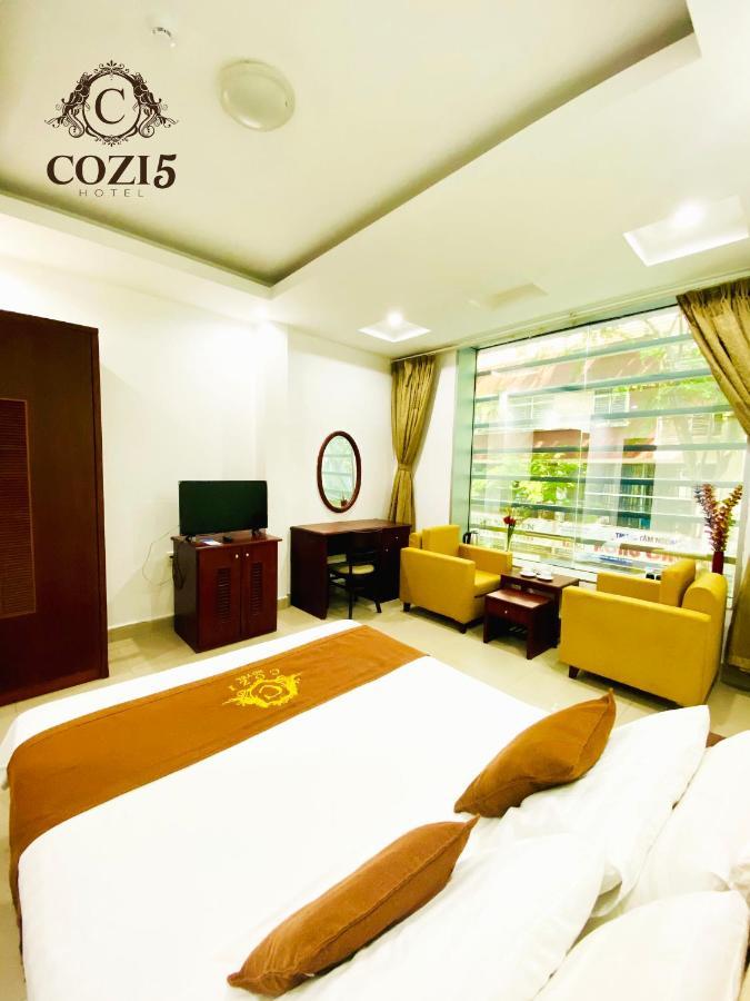 Cozi 5 Hotel&Apartment Thành Pho Ho Chí Minh Esterno foto