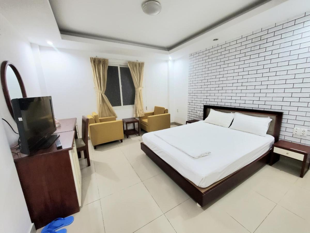 Cozi 5 Hotel&Apartment Thành Pho Ho Chí Minh Esterno foto